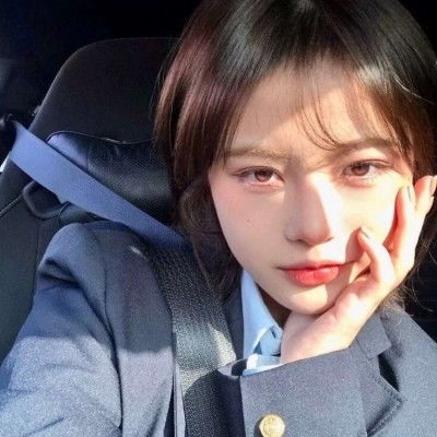 皇冠体育下裁截图